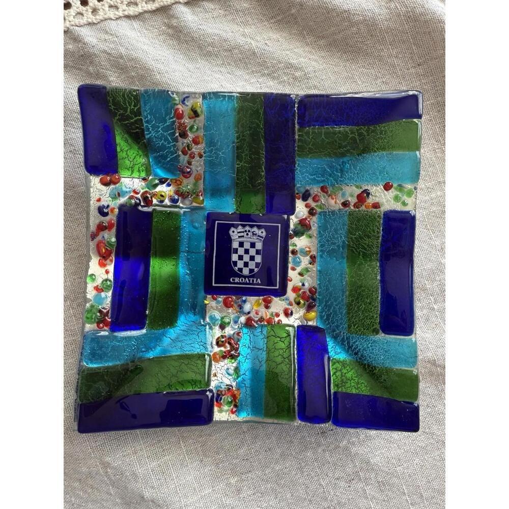 Art Glass Plate Croatia Multicolored Coat Of Arms